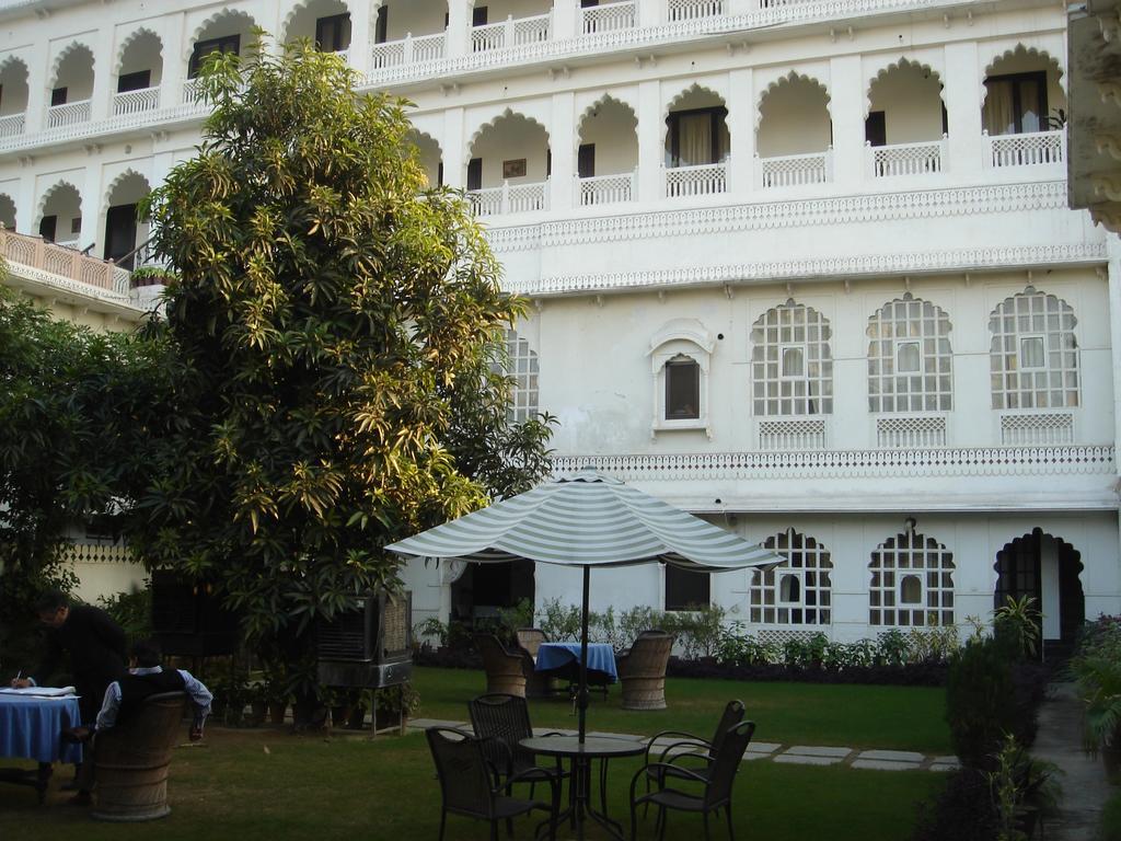 Heritage Khandwa Haveli Hotel Джайпур Екстериор снимка