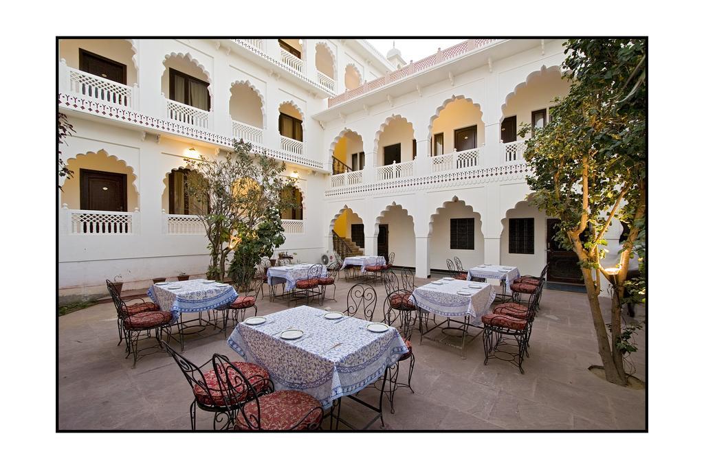 Heritage Khandwa Haveli Джайпур Екстериор снимка