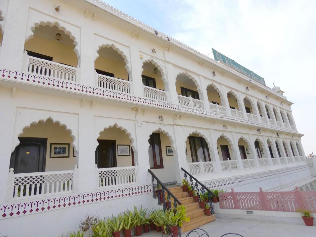 Heritage Khandwa Haveli Hotel Джайпур Екстериор снимка