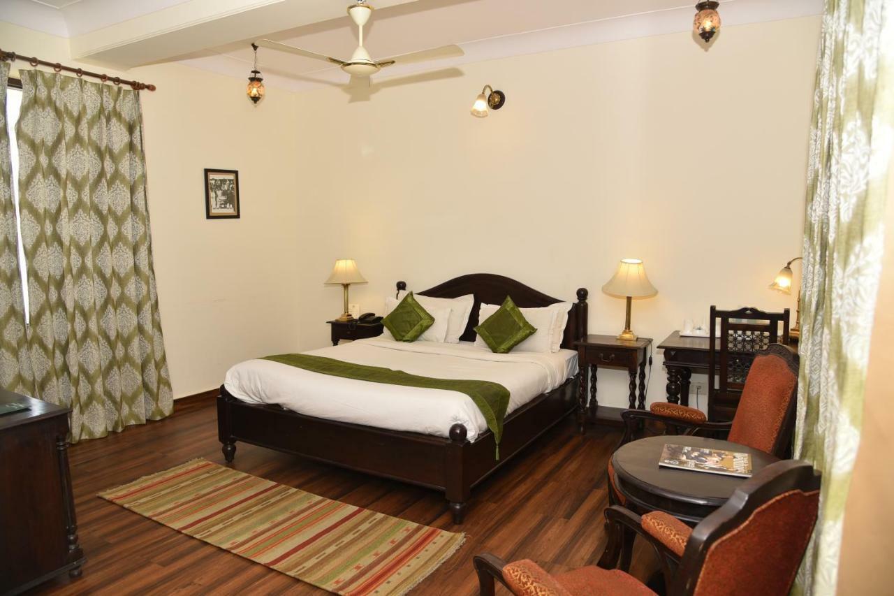 Heritage Khandwa Haveli Hotel Джайпур Екстериор снимка