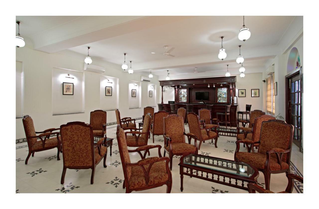 Heritage Khandwa Haveli Hotel Джайпур Екстериор снимка